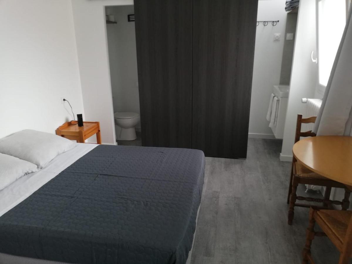Le Breton Hotel Basse-Indre Kültér fotó